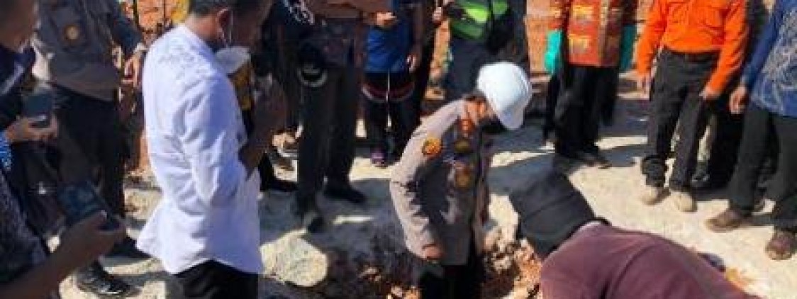 Kapolres bangka tengah bersama Forkopimda Meletakan Batu Pertama Pembangunan Rumah Sakit Pratama Kab.Bangka Tengah