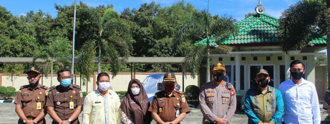 Kapolres Bangka Tengah hadiri pemusnahan barang bukti di Kantor Kejaksaan Negeri Bangka Tengah