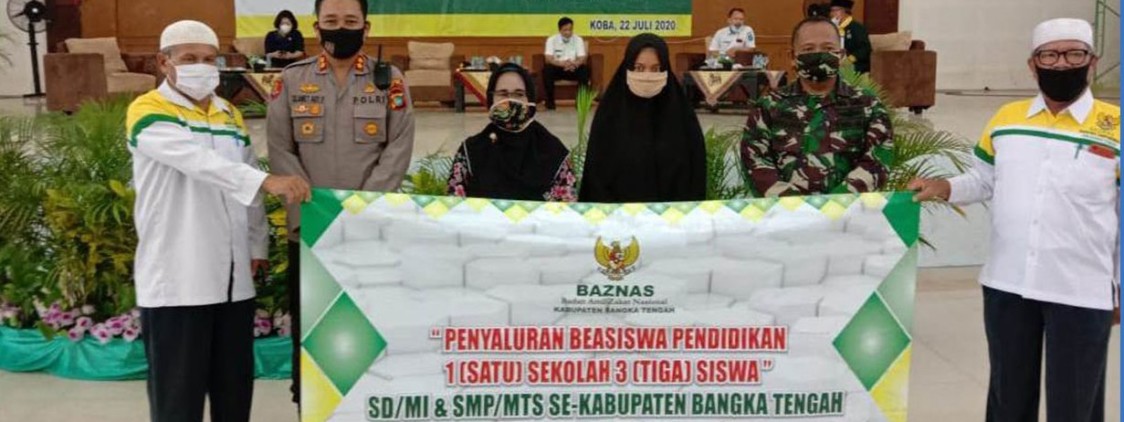 Kapolres Bangka Tengah hadiri kegiatan kegiatan Penyaluran Beasiswa 1 Sekolah 3 Siswa yang diadakan oleh BAZNAS Kab.Bateng
