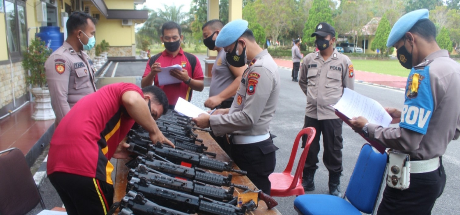 Cegah Penyalahgunaan Senpi, Propam Polres Bateng Lakukan Pengecekan