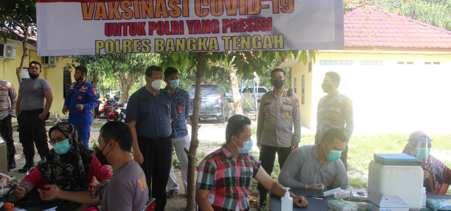 Sebanyak 106 personil polres Bateng disuntik vaksinasi tahap 2