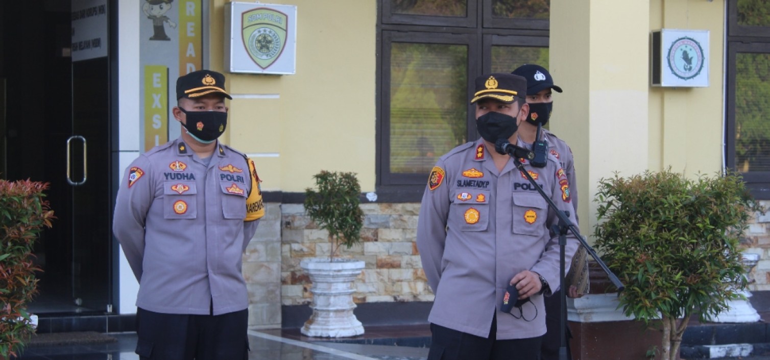 KAPOLRES BATENG PIMPIN APEL PAGI PERTAMA SETELAH IDUL FITRI 1442 H” CEK KEHADIRAN ANGGOTA”