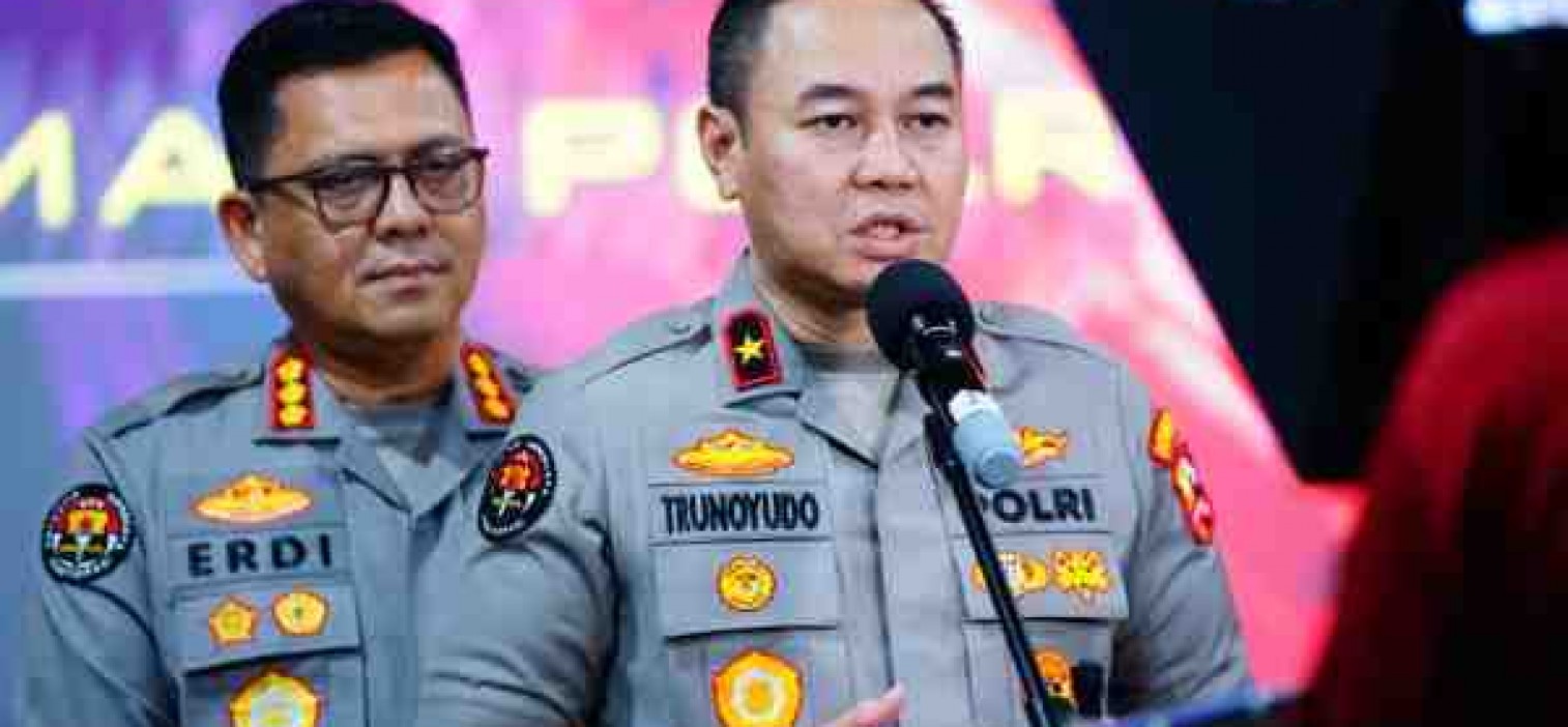 Densus 88 AT Polri Tangkap Tiga Terduga Teroris Anshor Daulah Jateng