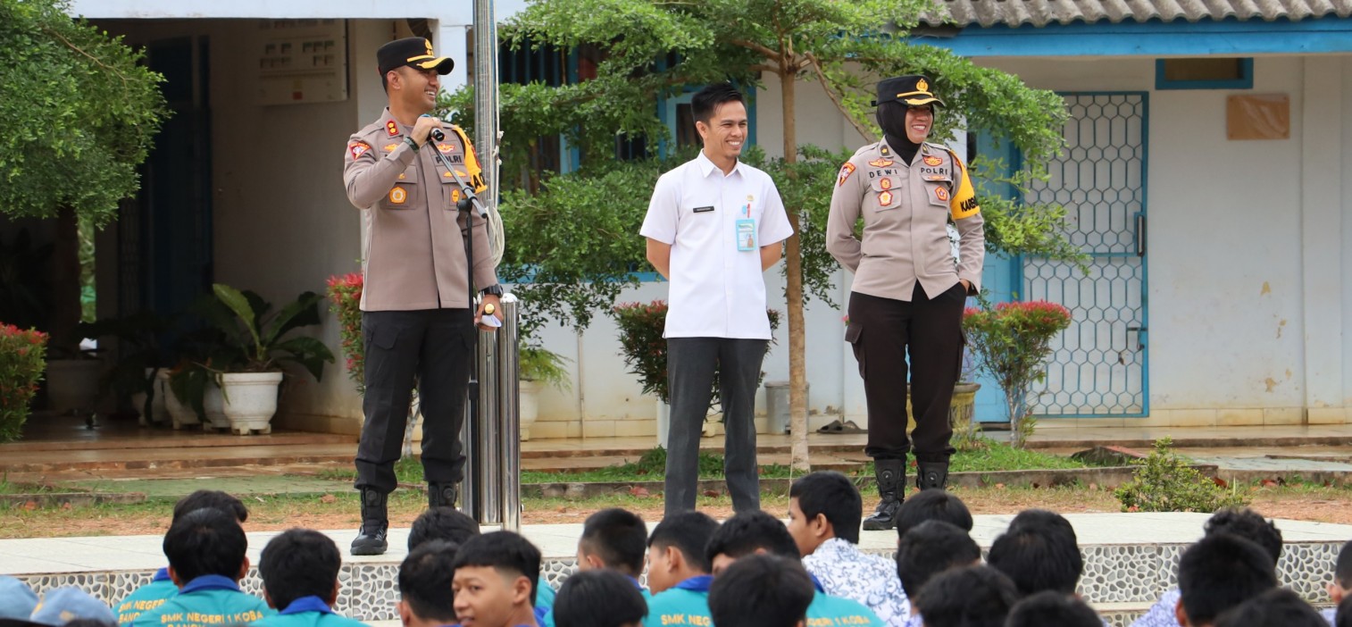 Tingkatkan Kesadaran Berlalu Lintas, Polres Bangka Tengah Gelar Sosialisasi di SMKN 1 Koba