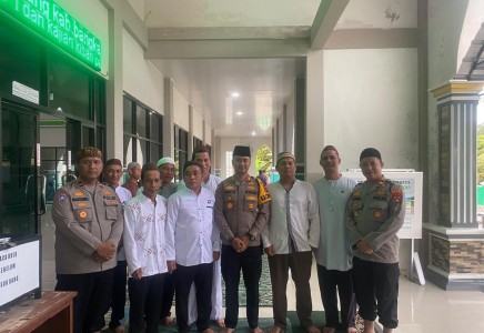 Kapolres Bangka Tengah Gelar Safari Ramadhan di Desa Namang