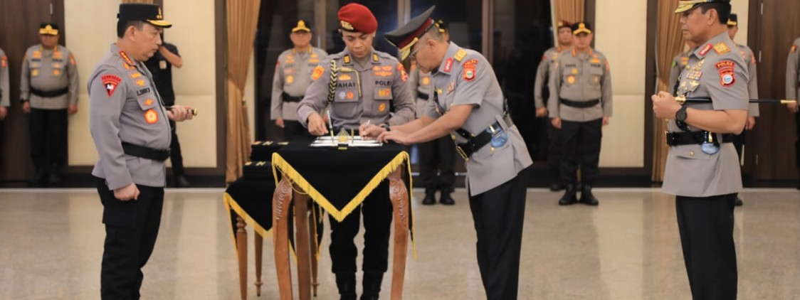 Kapolri Pimpin Sertijab Sejumlah Pejabat Polri, Kadivhumas Polri: “Rotasi untuk Perkuat Kinerja Institusi”