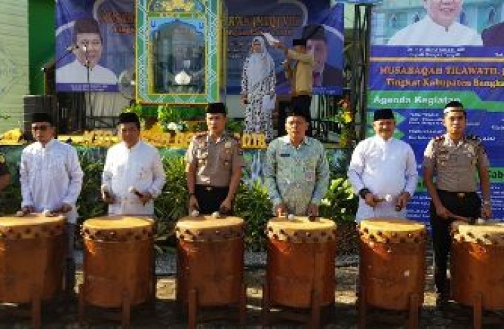 FORKOPIMDA PUKUL BEDUK, MTQ BANGKA TENGAH RESMI DIBUKA