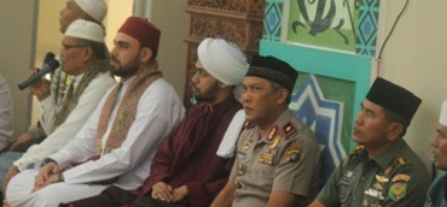 Dihadiri Kapolda Dan Gubernur, Deklarasi Pemilu Damai Bateng Undang Habib Ali Zaenal