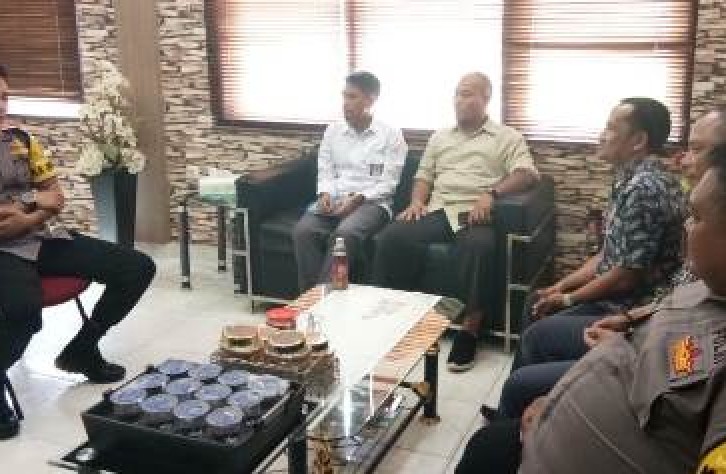 Kunjungan Komisioner KPU bateng, Kapolres Bateng “Kita Siap Amankan Hingga ke Ujung Pulau”