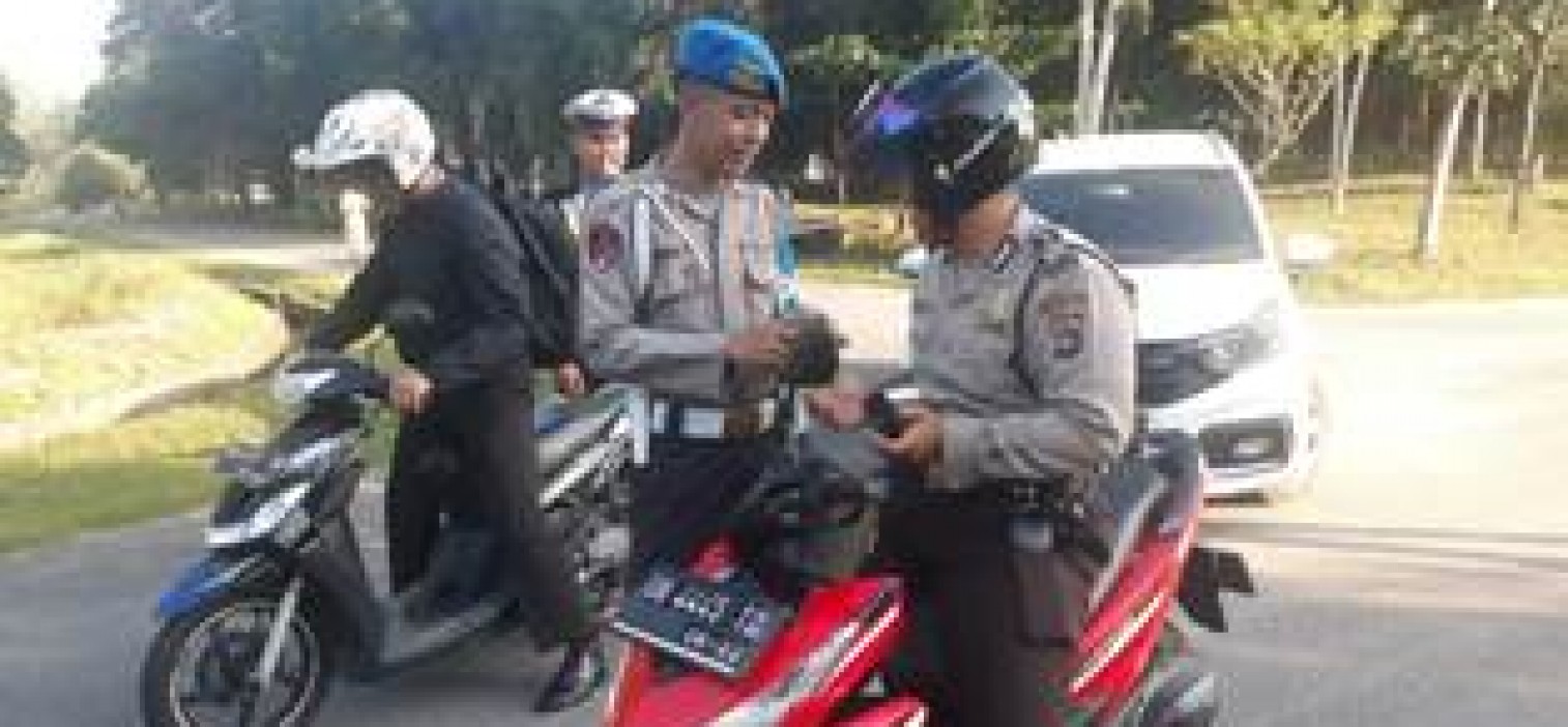 Personil Polres Bangka Tengah Di Razia Provost