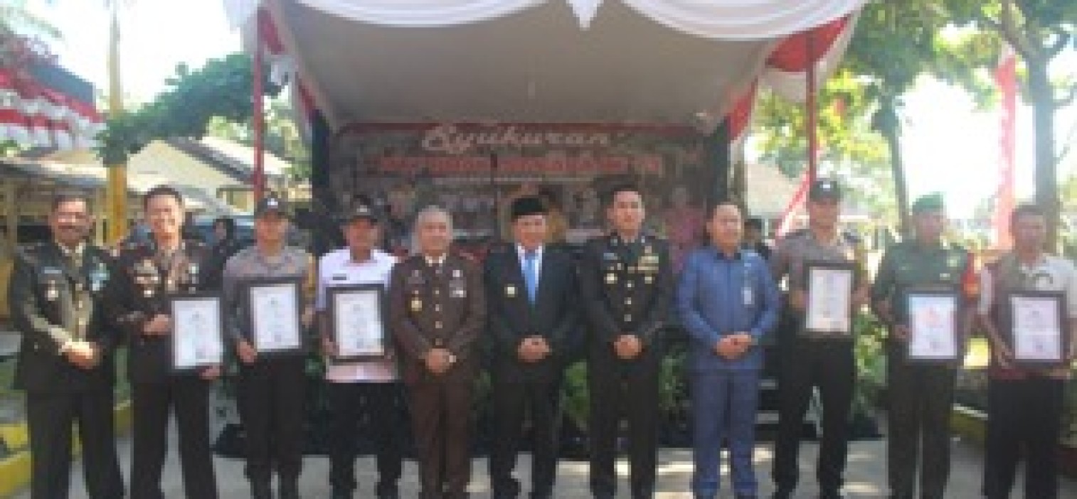 Syukuran Hut Bhayangkara ke 73 Polres Bangka tengah Berikan Penghargaan Kepada Pemenang Lomba