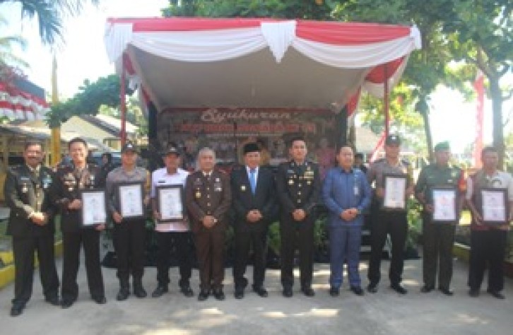 Syukuran Hut Bhayangkara ke 73 Polres Bangka tengah Berikan Penghargaan Kepada Pemenang Lomba