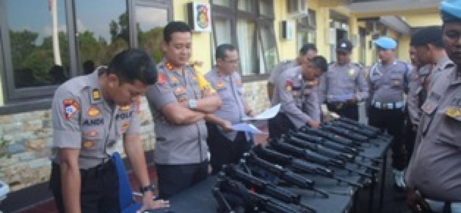 Kapolres Bangka Tengah Cek dan Periksa Senpi Dinas