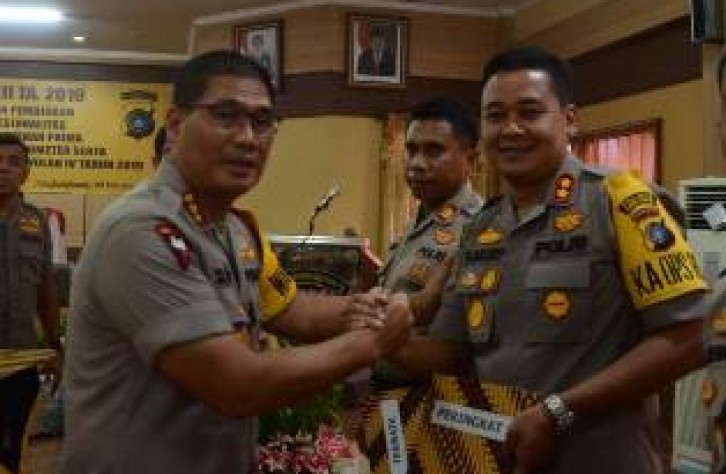 Polres Bangka tengah Raih Dua Penghargaan Dari Kapolda Kep. Bangka Belitung