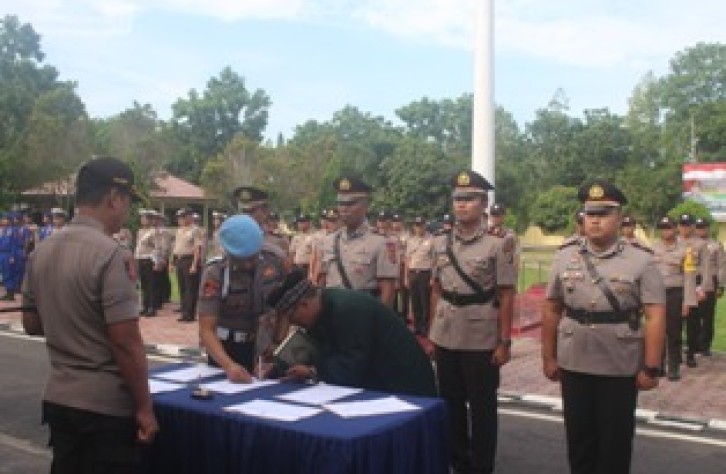 Kapolres Bangka tengah Lantik 2 Kapolsek Baru