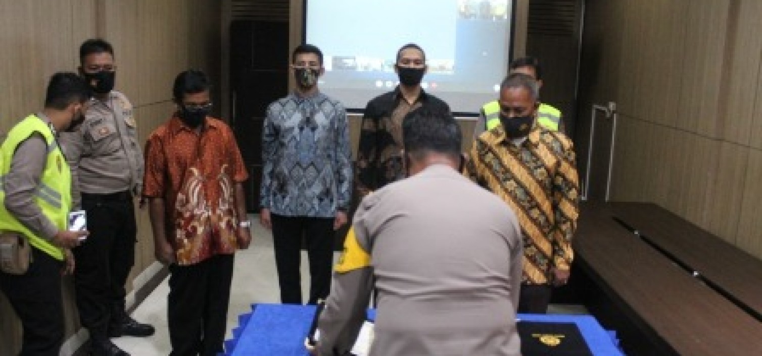 polres bangka tengah live Penandatanganan pakta integritas
