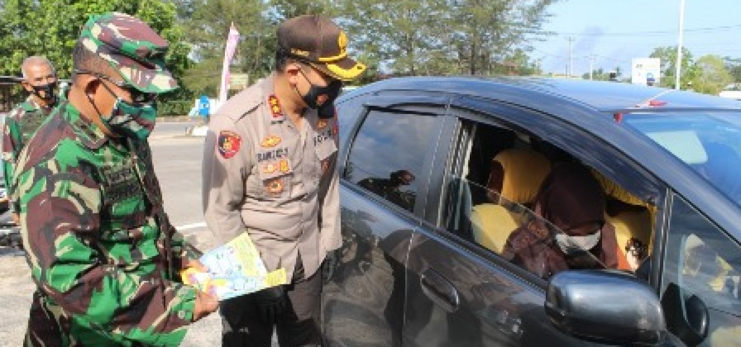Kapolres Bateng hentikan pengendara tidak pakai Masker