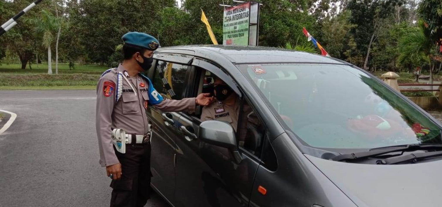 PROPAM POLRES BATENG RAZIA PROTOKOL KESEHATAN PERSONIL.