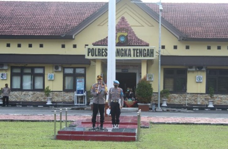 Jelang Nataru, Polres  Bateng Gelar Apel Pasukan Ops Lilin 2020