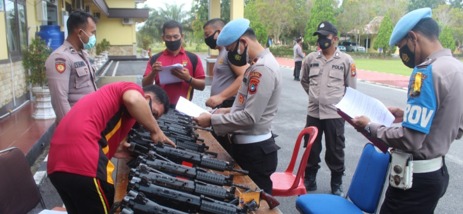 Cegah Penyalahgunaan Senpi, Propam Polres Bateng Lakukan Pengecekan