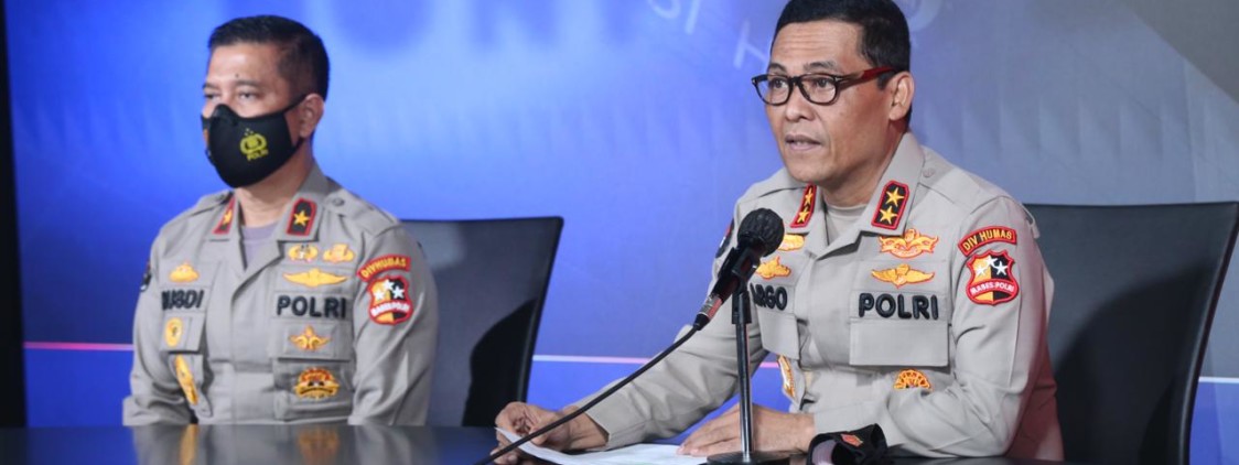 Polri Targetkan Vaksinasi Massal Serentak 1 Juta di Seluruh Indonesia Besok