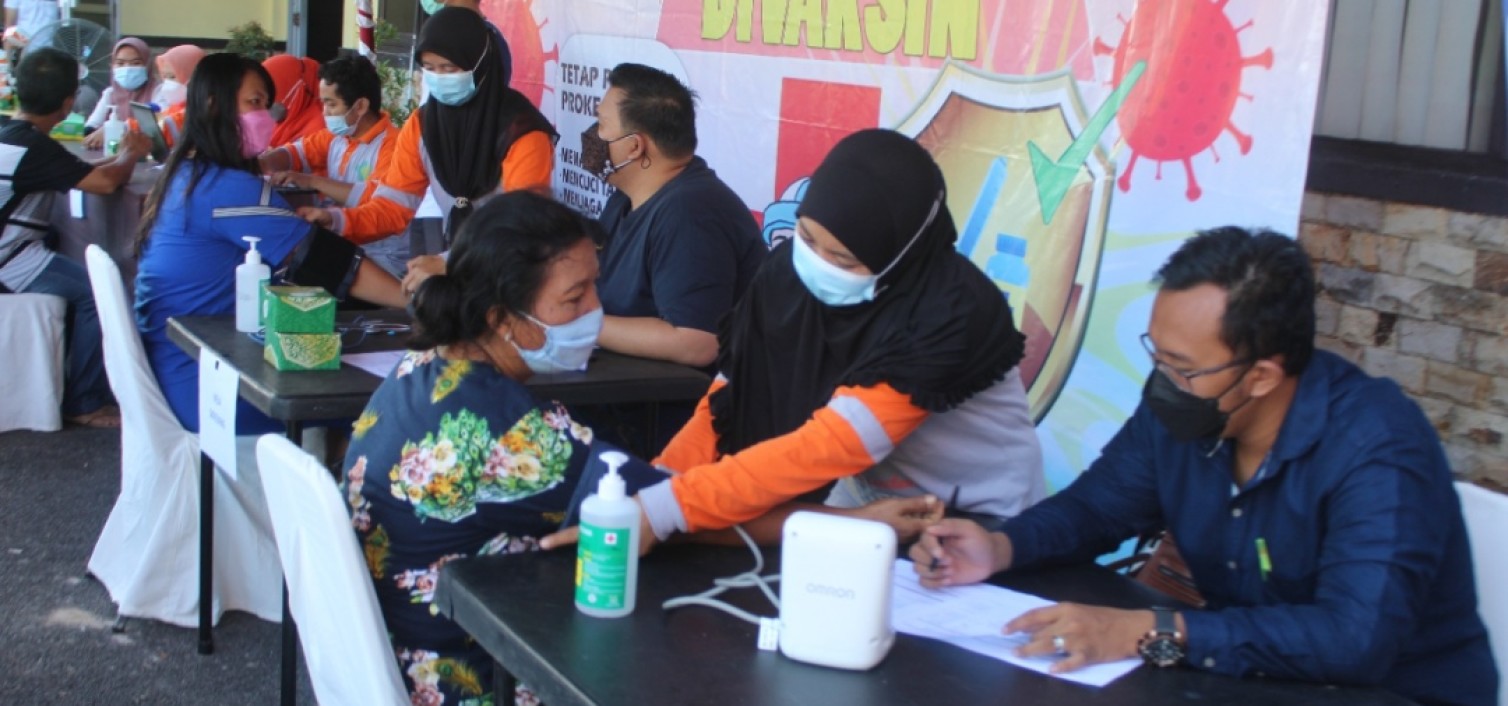 Jelang HUT Bhayangkara, Polres Bateng Gelar Vaksinasi Massal