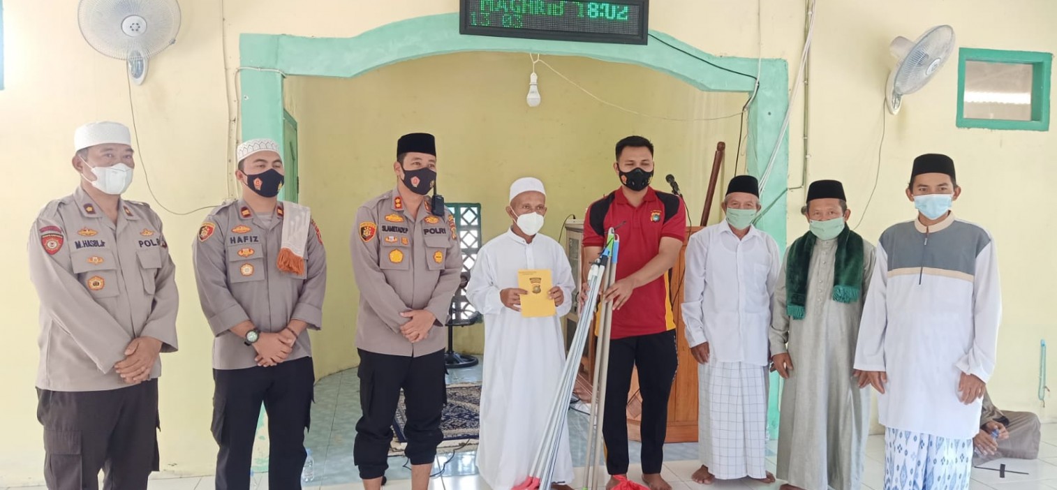 Safari Jumat Barokah, Kapolres Bateng  Imbau Warga untuk selalu mematuhi prokes covid-19