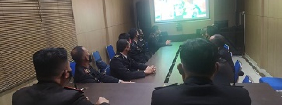 Polres Bangka tengah Dan Jajaran Laksanakan Upacara Hari Kemerdekaan Secara Virtual