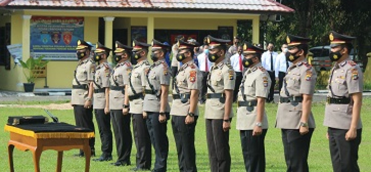 Kapolres Lantik 5 Pejabat Baru Polres Bangka tengah