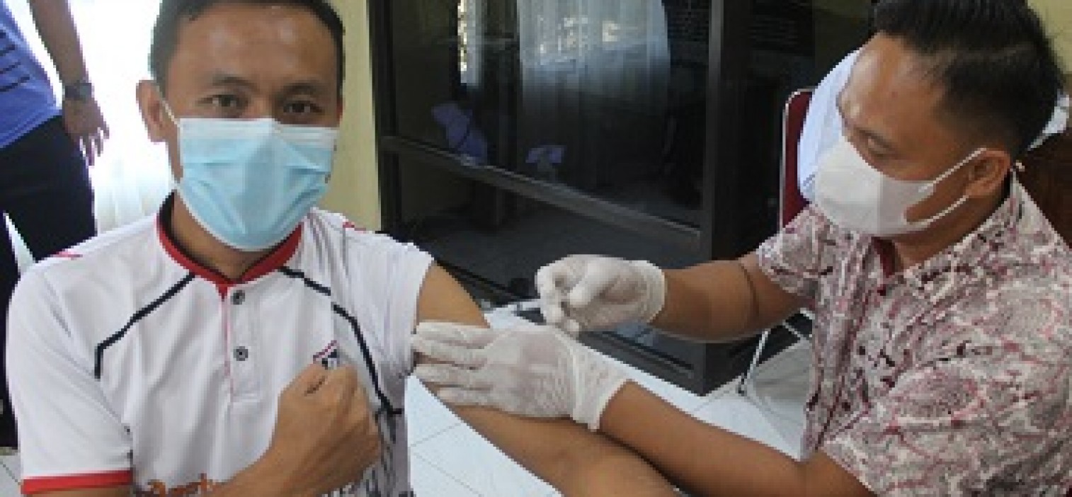 Mulai Hari Ini Personil Polres Bangka tengah Laksanakan Vaksin Booster