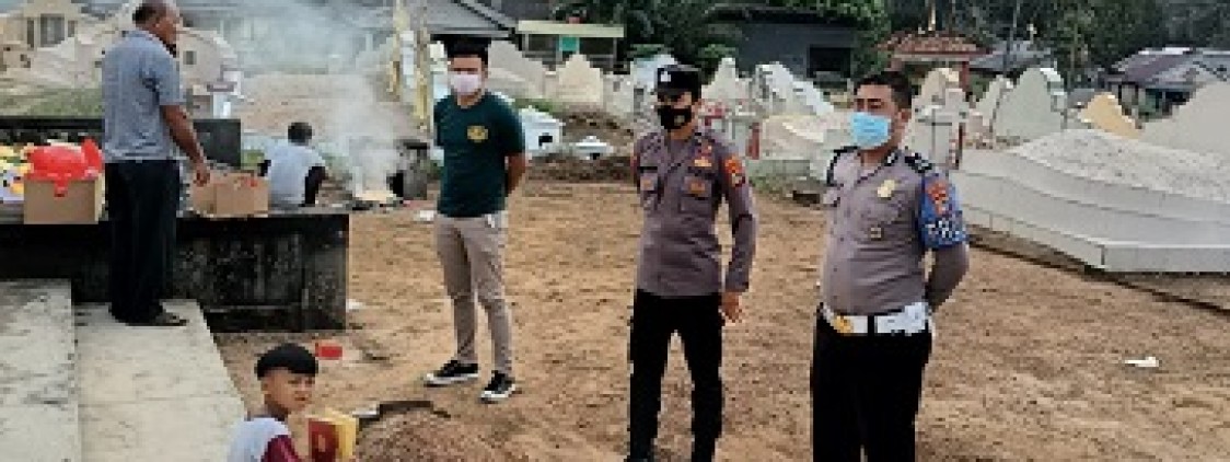 Puluhan Personil Polres Bangka tengah Amankan Ibadah Cheng Beng