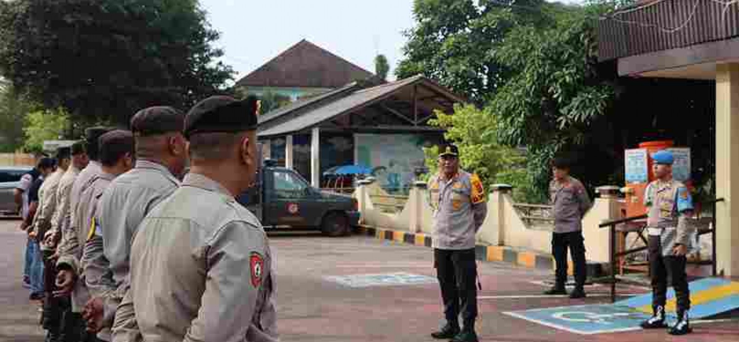 Pimpin apel di Polsek Koba AKBP Dwi Budi Murtiono, S.IK, MH sampaikan pesan penting kepada personil !