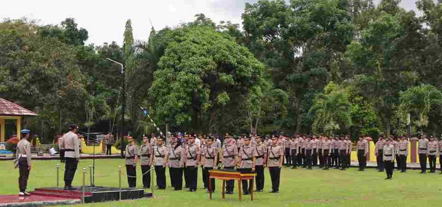 Sebanyak 8 perwira Polres Bangka Tengah resmi berganti !