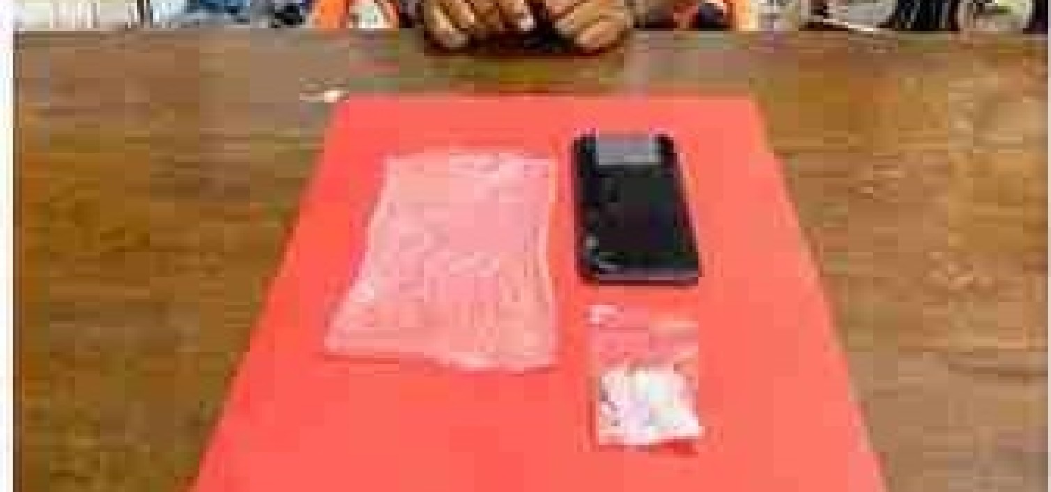 Di Koba seorang penjaga sekolah ditangkap Polisi karena narkoba !