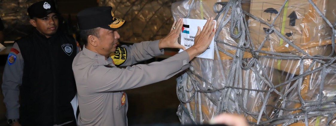 Pesawat Ketiga Berisikan Bantuan Kemanusiaan Bagi Warga Palestina Diberangkatkan