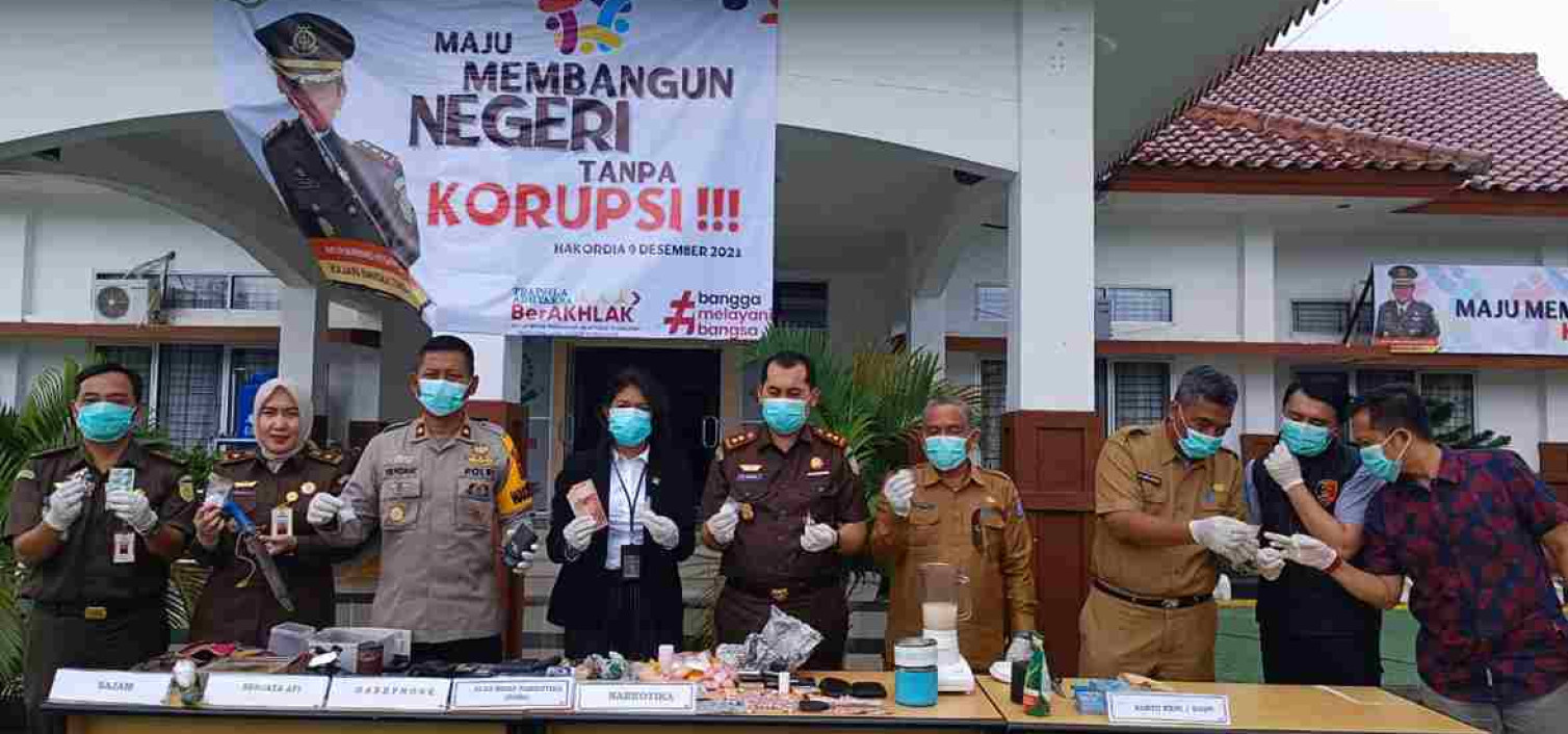 Waka Polres bangka Tengah Hadiri Pemusnahan 402 Bungkus Sabu di Kejari Bangka Tengah