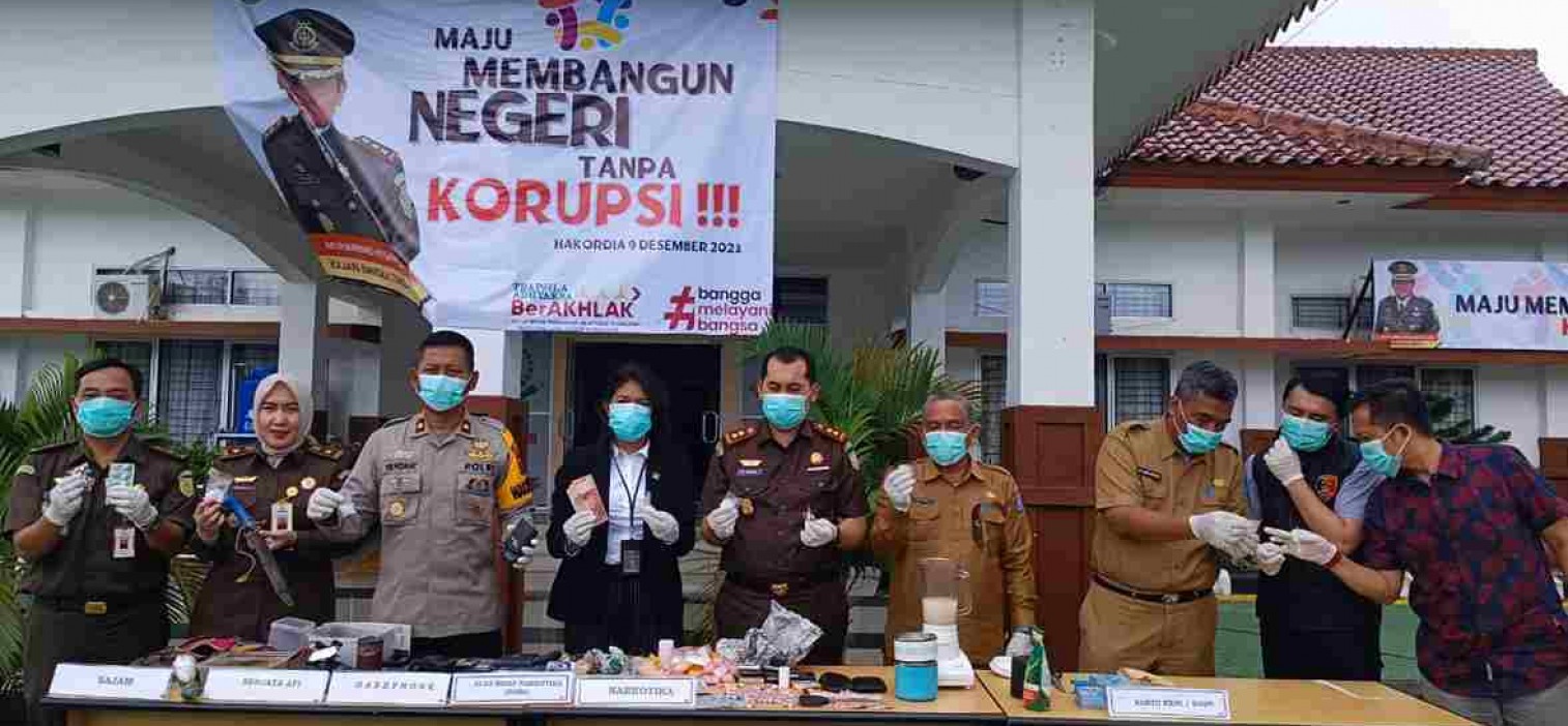 Waka Polres bangka Tengah Hadiri Pemusnahan 402 Bungkus Sabu di Kejari Bangka Tengah
