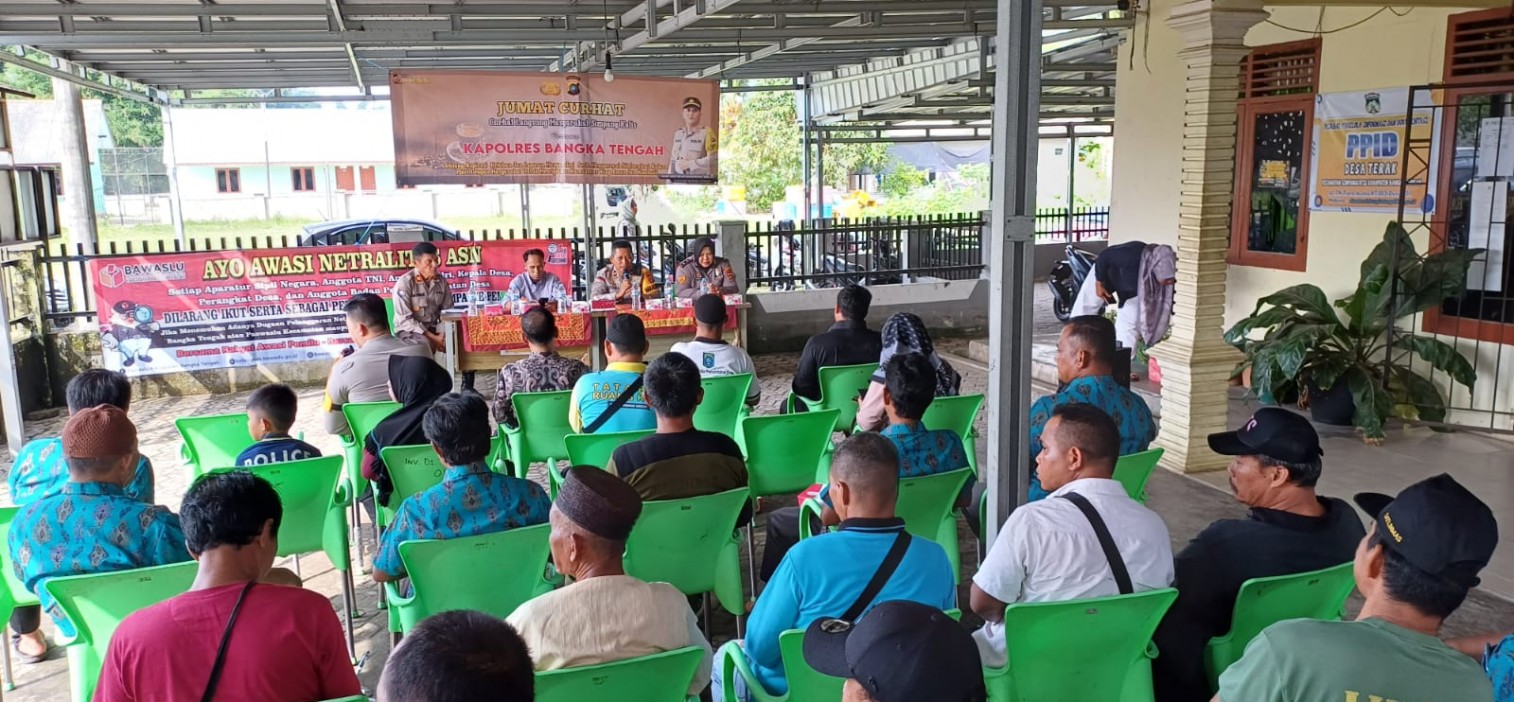 KELUHKESAH PAJAK MASYARAKAT TERAK ,KOMPOL IKVANIUS BERDIALOG DAN BERIKAN SOLUSI PADA KEGIATAN JUMAT CURHAT