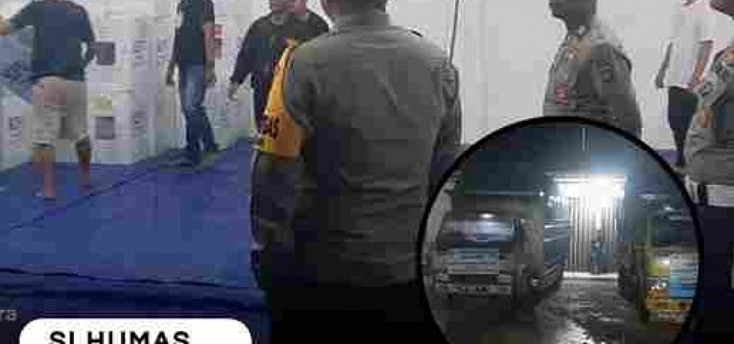 Personil Polres bangka Tengah Kawal Ketat Kotak Suara dari PPK ke Gudang Logistik (Gedung Penyimpanan) KPU Kab. Bangka Tengah Selesai Pleno