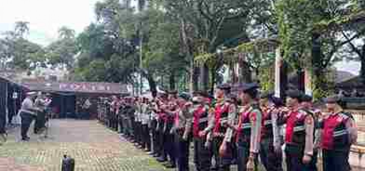 Selama penyelenggaraan Pemilu 2024, Polda Bangka Belitung telah membuka Posko Netralitas TNI-Polri yang berpusat di Taman Wilhelmina Alun-alun Kota Pangkalpinang.
