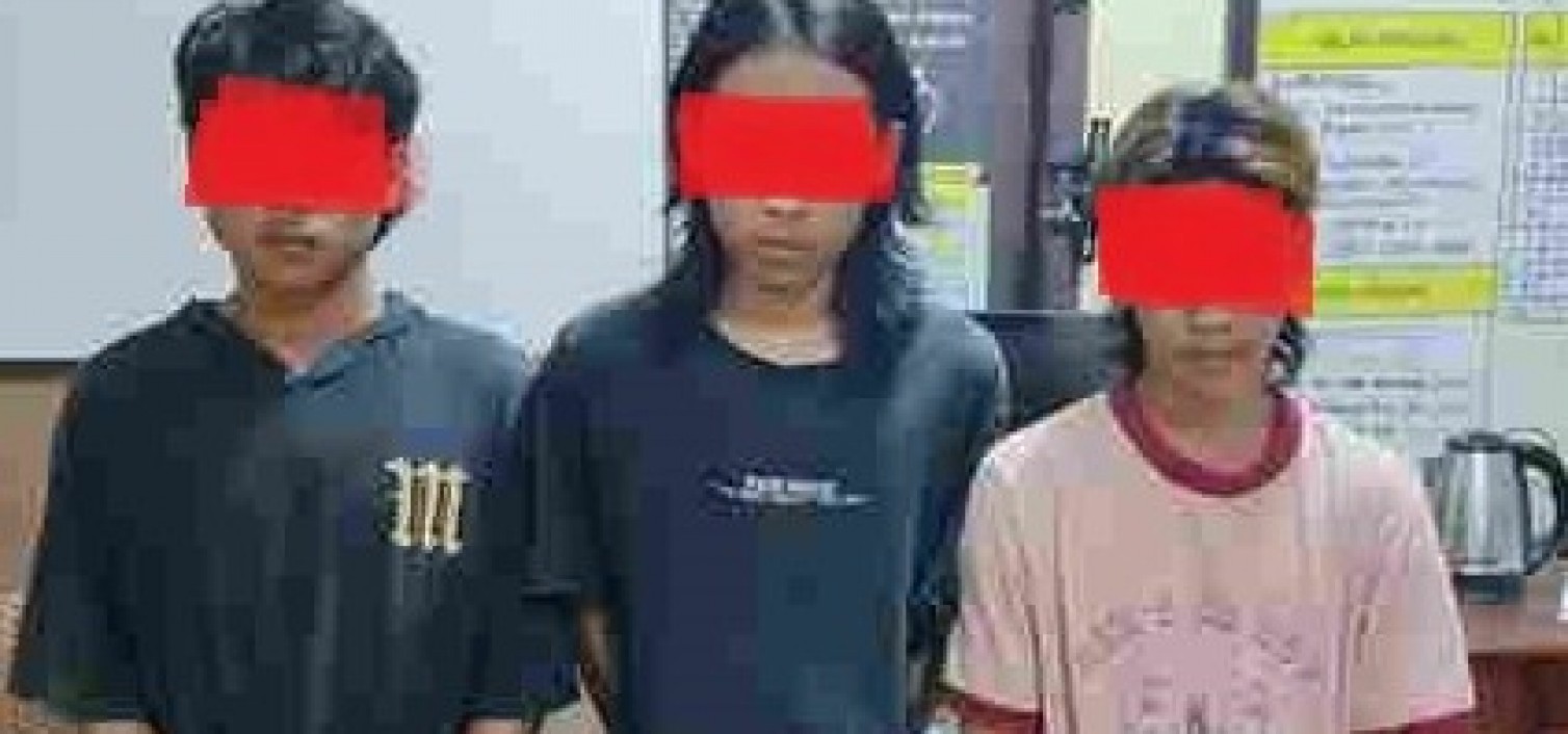 ASYIK MANDI ,3 PEMUDA INI DIRINGKUS POLISI KARENA SABU 5,56 gram