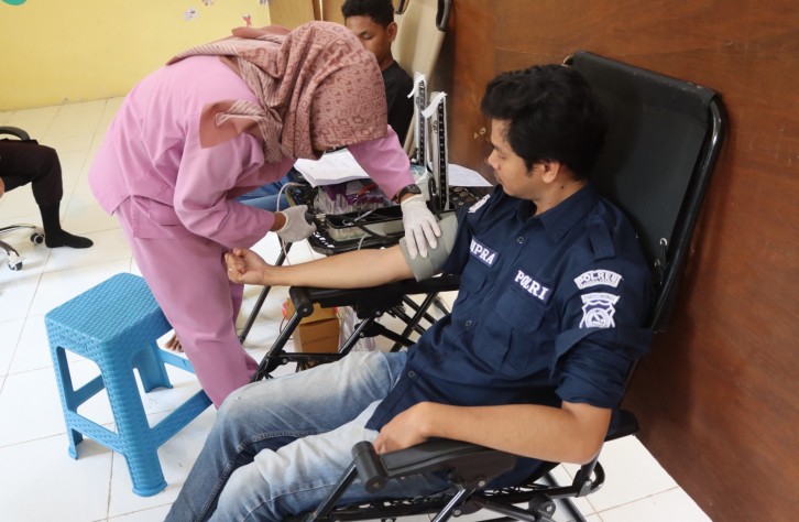 Polres Bangka Tengah Gelar Donor Darah Serentak Sambut Hari Jadi Humas Polri ke-73