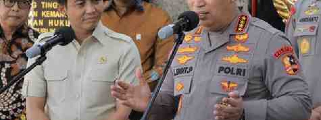 Menhut Raja Juli Temui Kapolri Bahas Penegakan Hukum Kehutanan