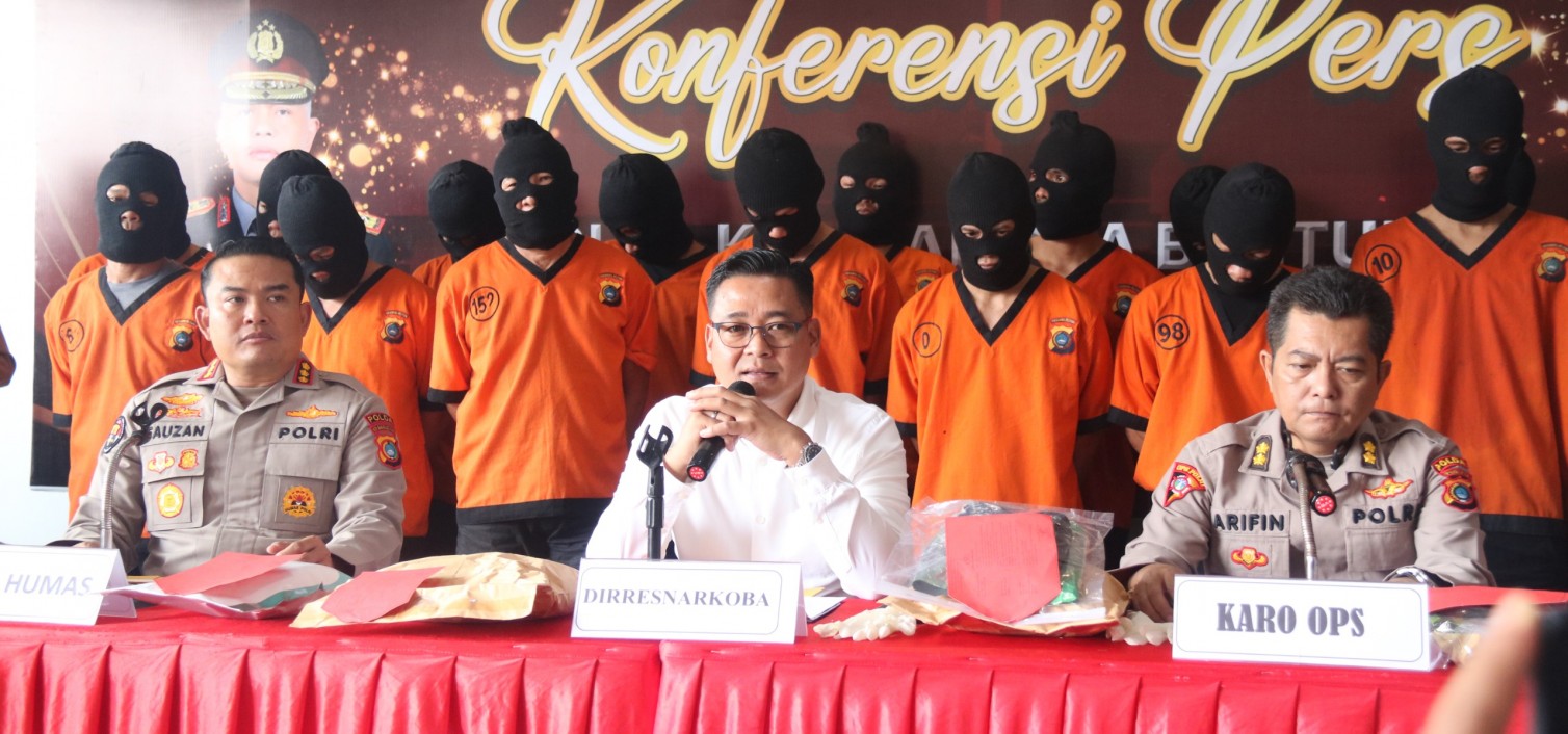 Konferensi Pers Narkoba : Polda Babel Dan Jajaran Berhasil Tangkap 79 Pelaku Selama Januari Dan Ops Antik Menumbing 2025