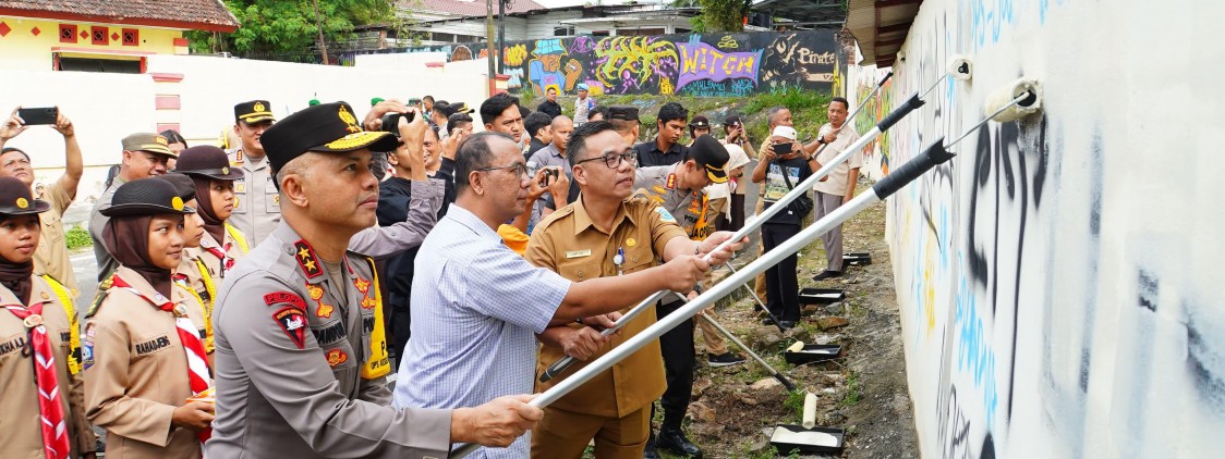 Polda Babel Hapus Simbol Geng Motor, Irjen Pol Hendro : Kami Dorong Masyarakat Jangan Takut Dan Jangan Ragu