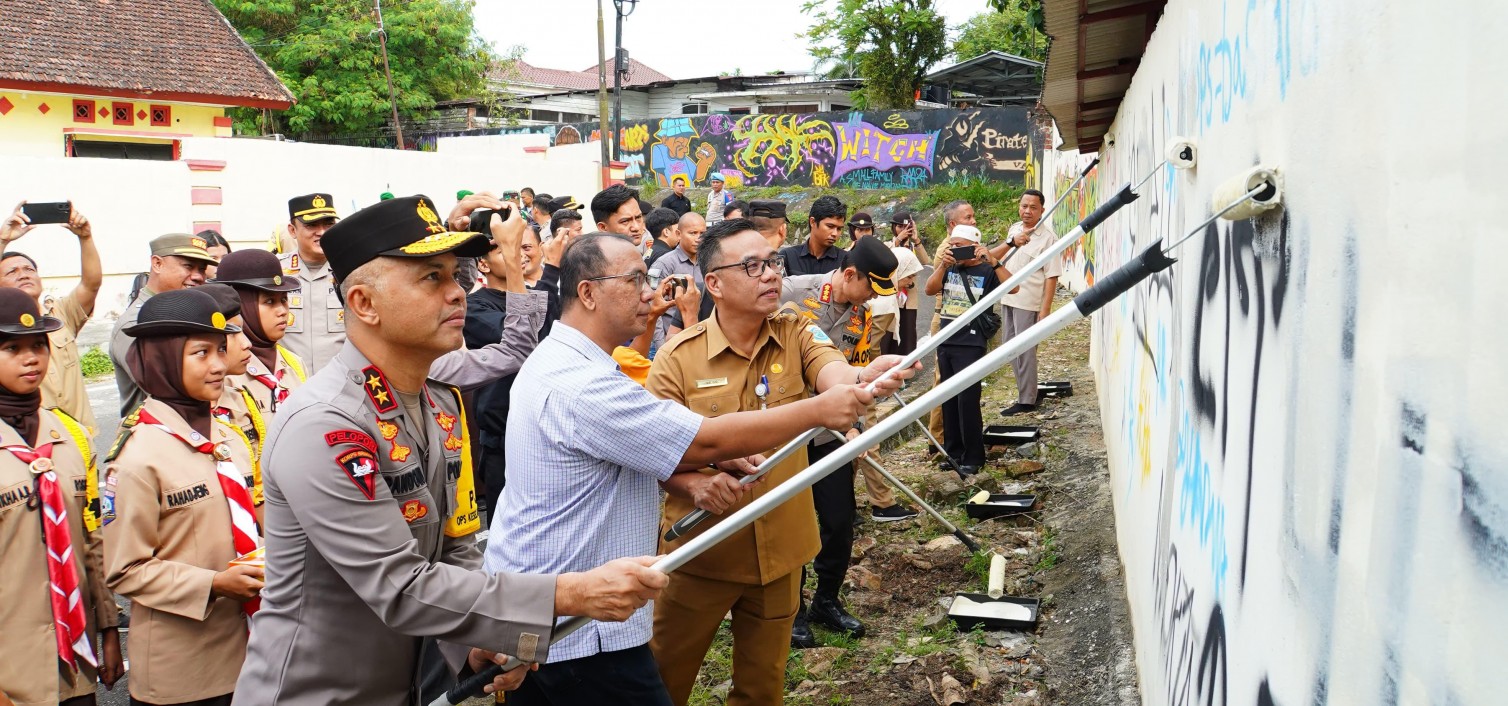 Polda Babel Hapus Simbol Geng Motor, Irjen Pol Hendro : Kami Dorong Masyarakat Jangan Takut Dan Jangan Ragu