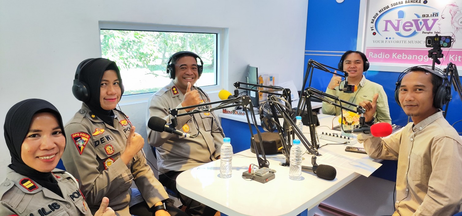 Kapolres Bangka Tengah Jadi Narasumber di 931 FM New Radio Koba, Kenalkan Diri dan Sampaikan Pesan Kamtibmas