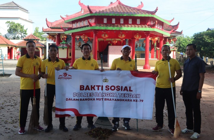 Polres Bangka Tengah Gelar Bakti Sosial di Tempat Ibadah Sambut HUT Bhayangkara ke-79