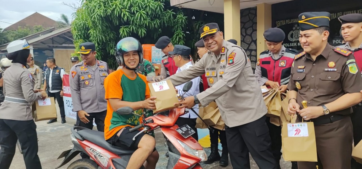 Polres Bangka Tengah Gelar “Kebaikan untuk Negeri Selawang Segantang” dalam Rangka Hari Bhayangkara ke-79