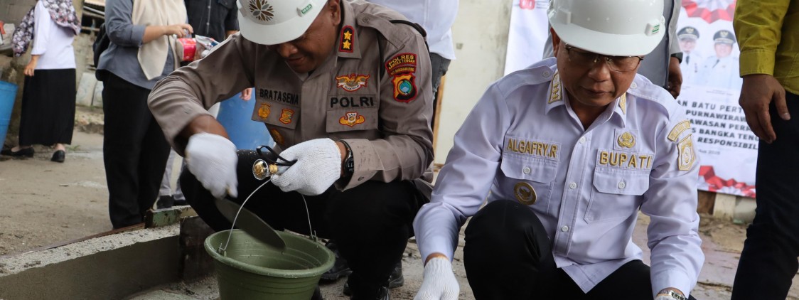 Kapolres Bangka Tengah Hadiri Peletakan Batu Pertama Pembangunan Rumah Layak Huni Bagi Purnawirawan